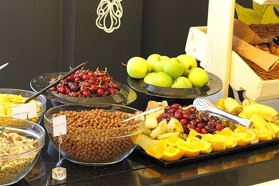 Aparthotel Marina Holiday Club - All Inclusive & Free Parking