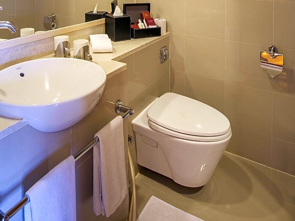 Oakwood Residence Naylor Road Pune