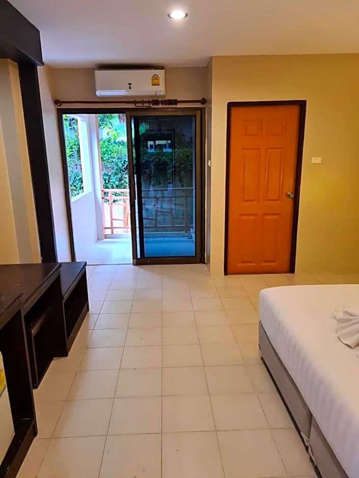 Du-sila Hotel kohchang