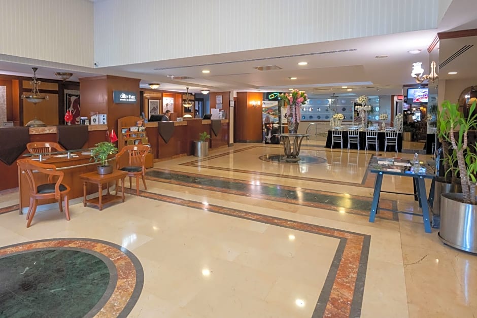 The Green Park Bostanci