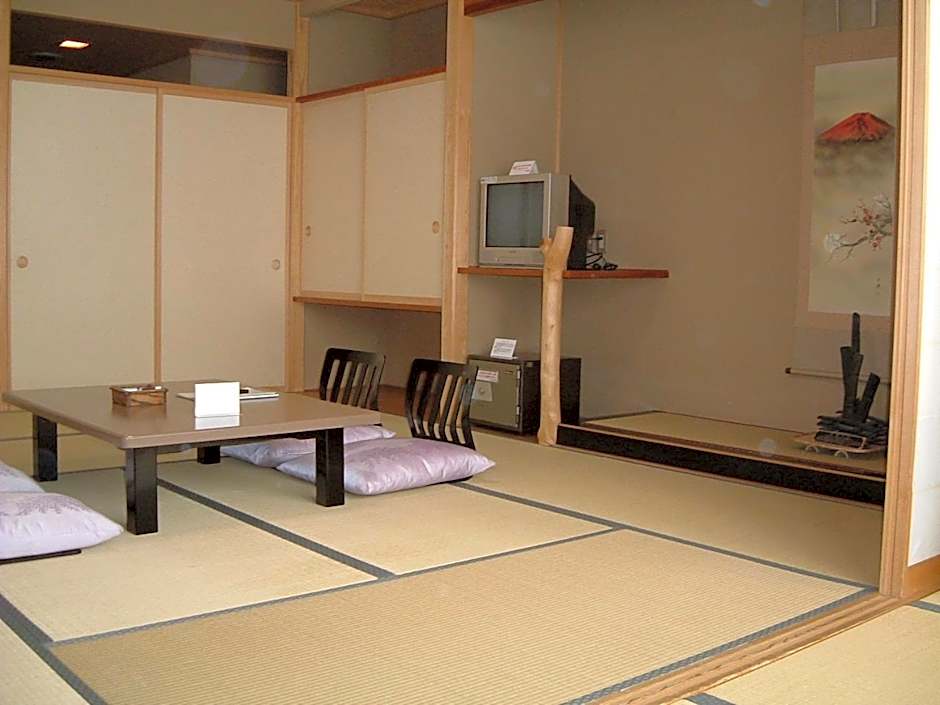 Yuttarino-Sato Inaka
