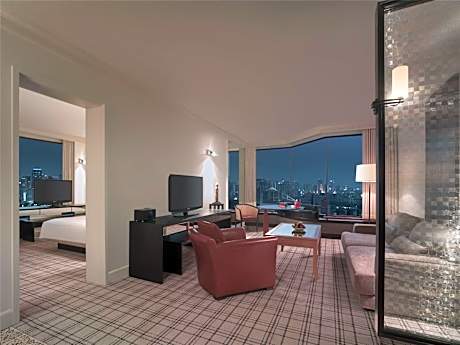 Grand Executive King Suite