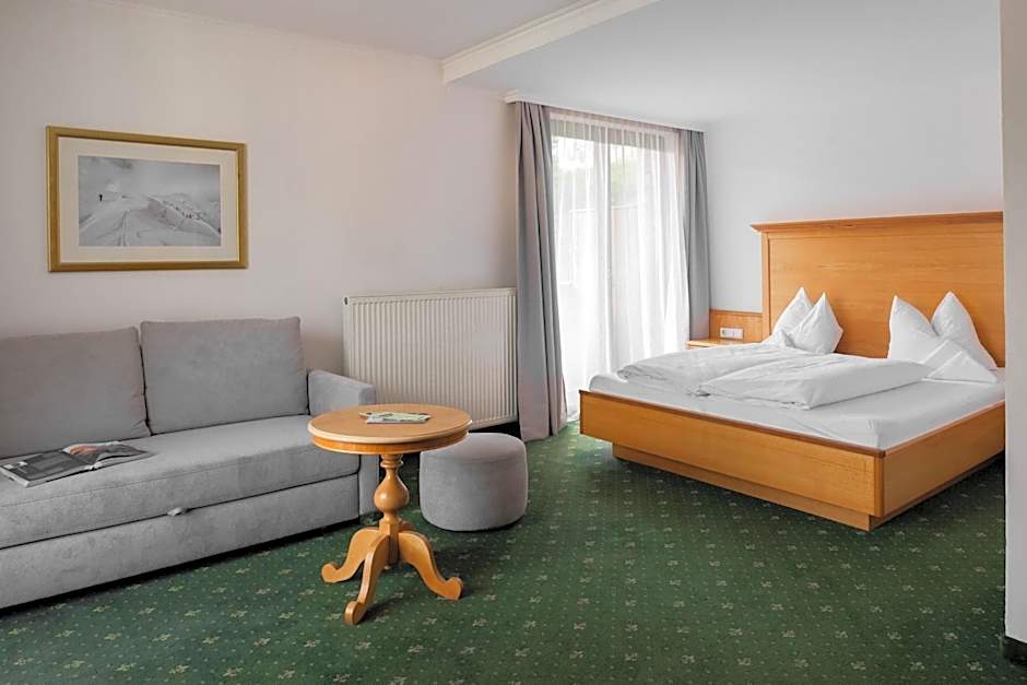 Hotel Martini Kaprun including free parking and Zell am See-Kaprun summer card