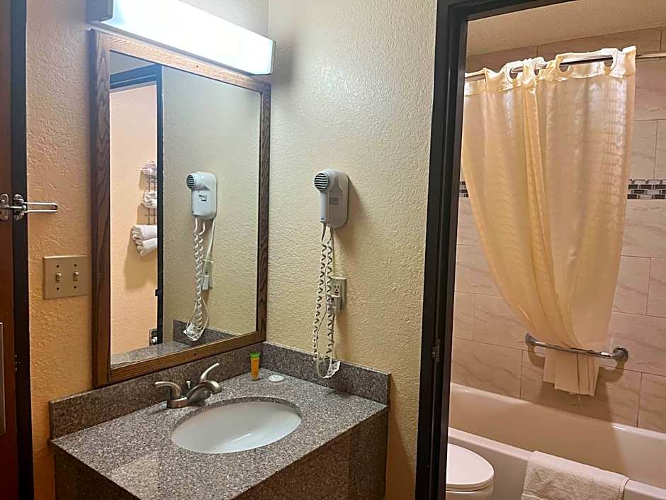 Motel 6 Deming, NM