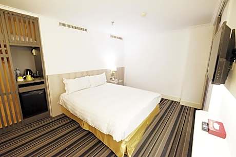 Standard Single No Window