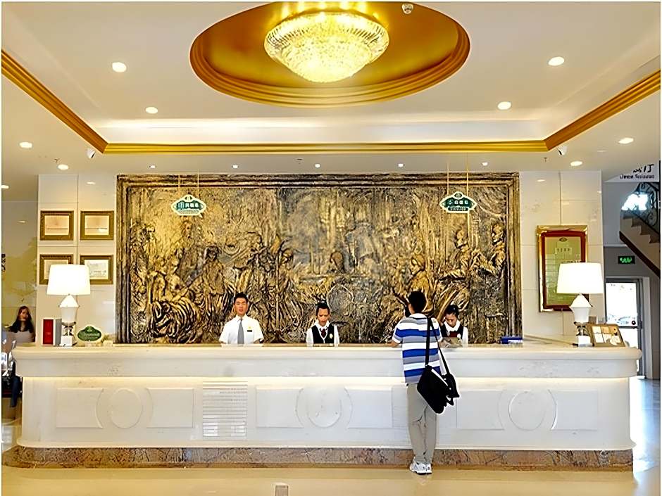 Vienna Hotel Meizhou Mei County Airport