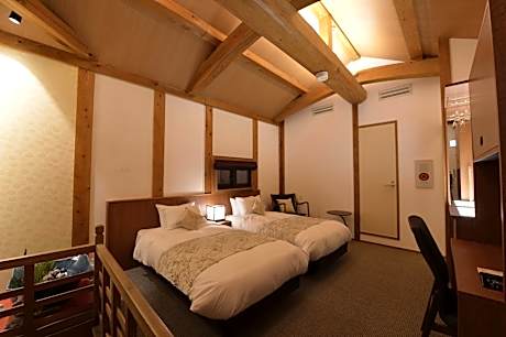 Standard Twin Room with Sofa