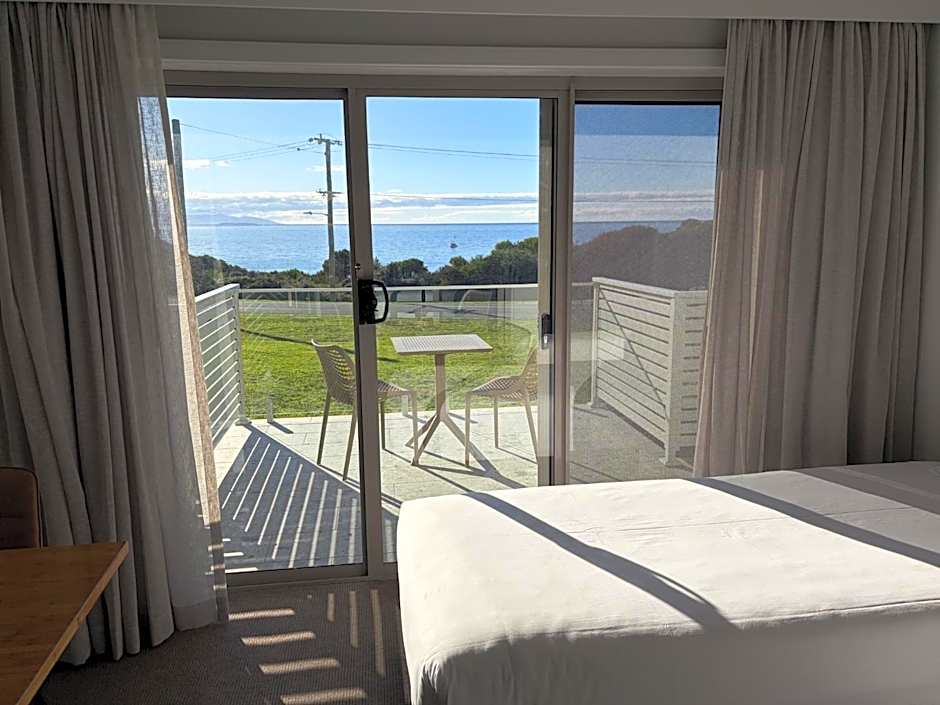 Beachfront Bicheno