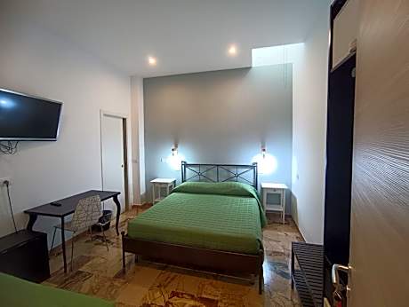 Camera 2-Camera Tripla-Economica-Bagno Privato Con Doccia