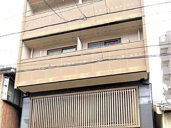 Guest houseNear Nijo CastleNear and quiet from the station  A185