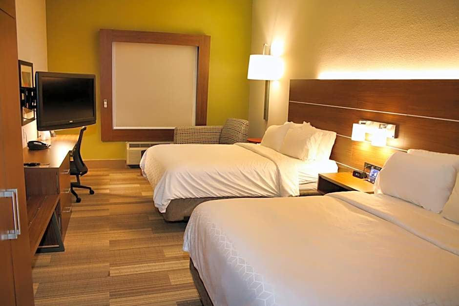 Holiday Inn Express & Suites Douglas By IHG