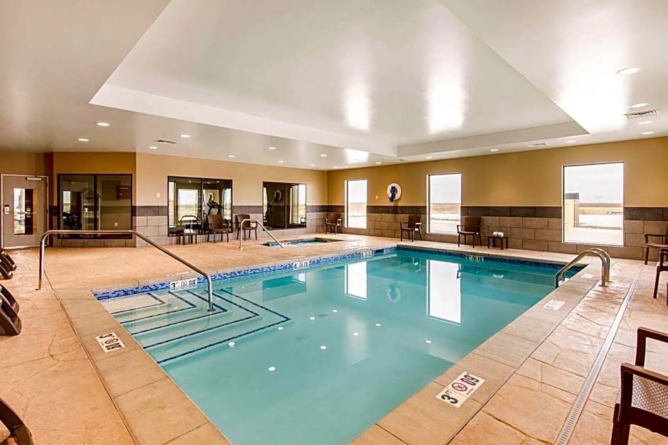 Comfort Suites