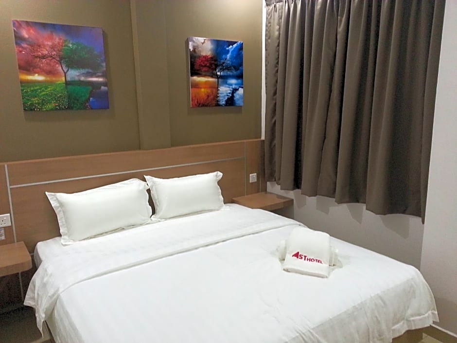Ast Hotel