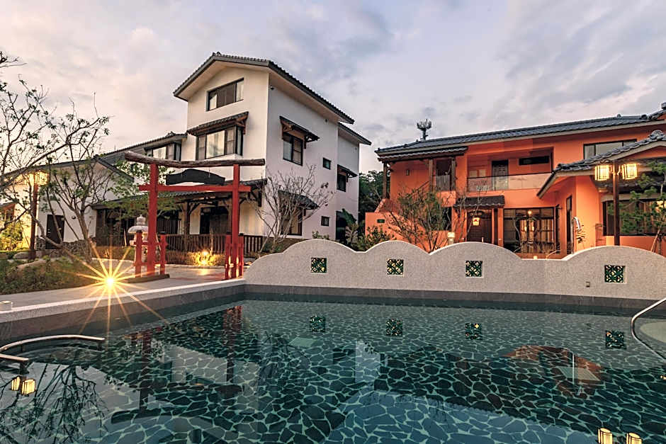 Huaman hot spring villa