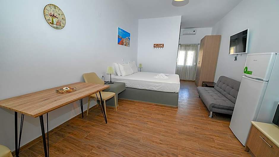 Thirassia Paradise Suites