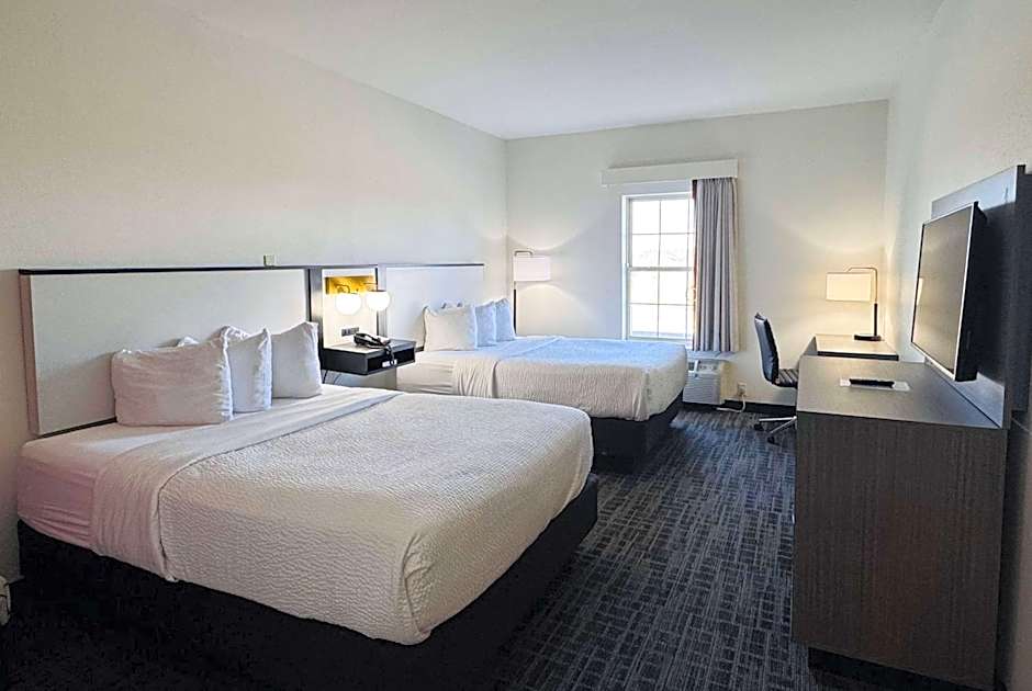 Ramada by Wyndham Sparta/At Speedway