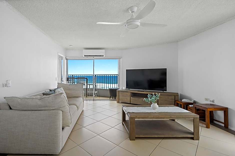 Pacific Plaza Apartments