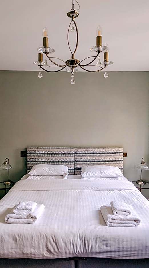 Photo 1 of 4 of 1 Double Bed or 2 Beds