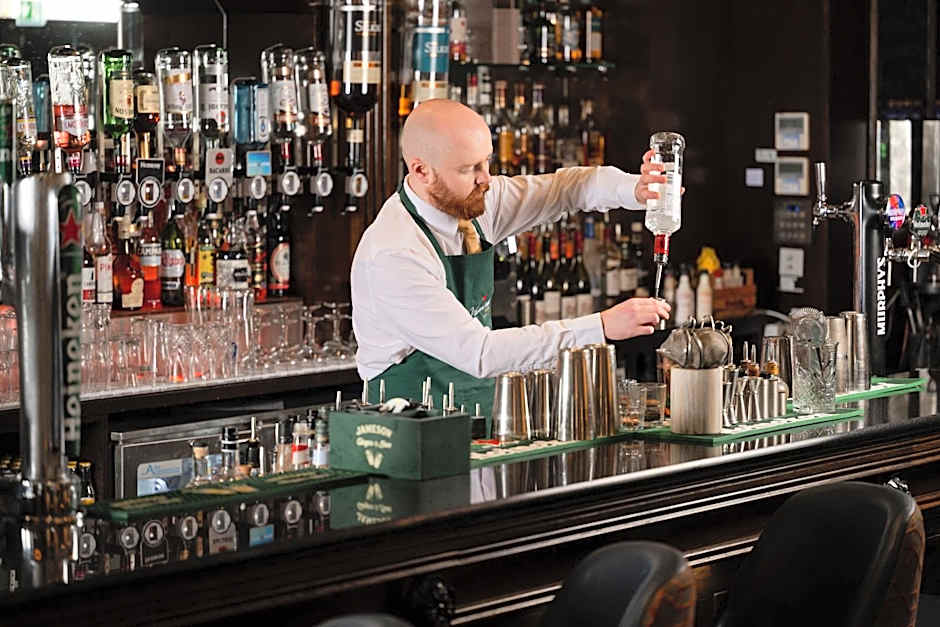 The Villa Rose Hotel & V-Spa