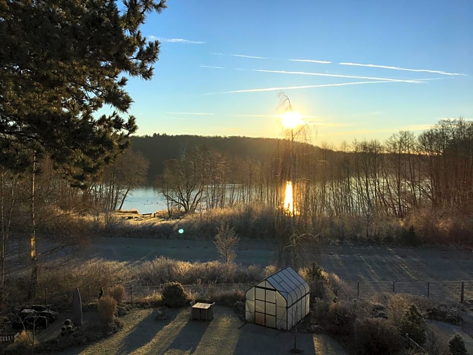 Ferienzimmer Suhrer Seeblick