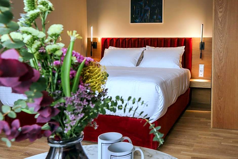 Urban Frame Acropolis