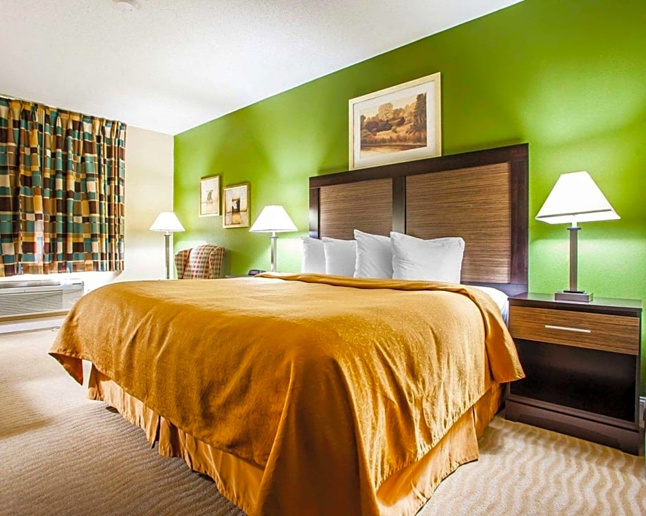 Quality Inn & Suites Champaign
