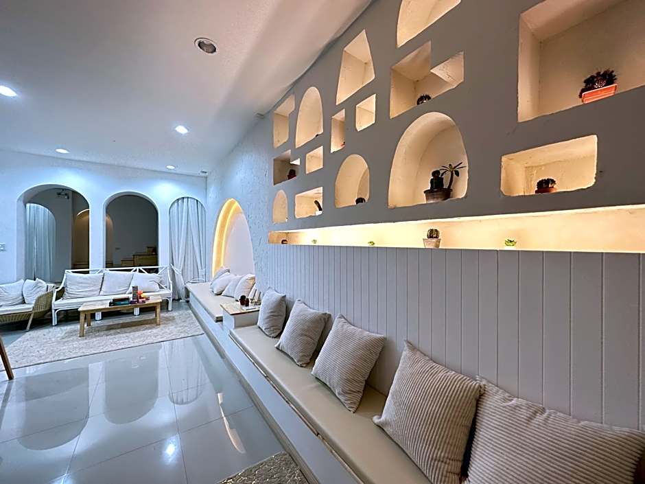 มินิมอลโฮลเทล