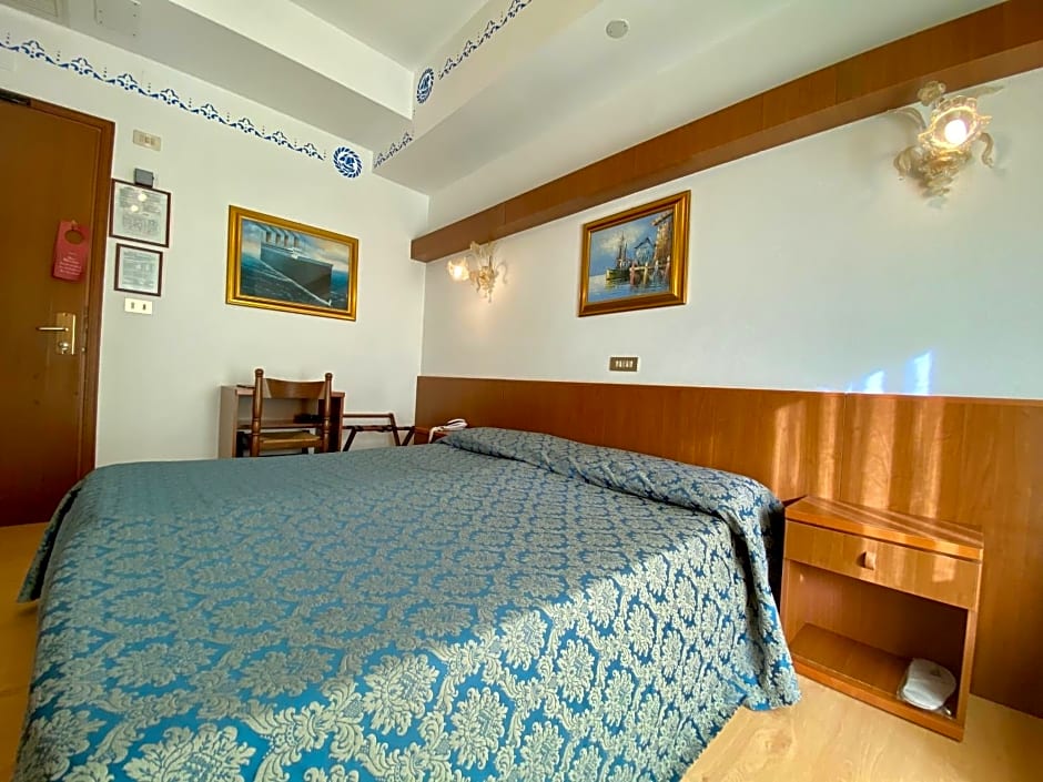 Hotel Florida