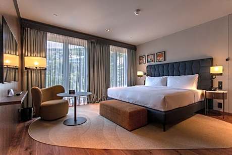 Family Connecting Rooms