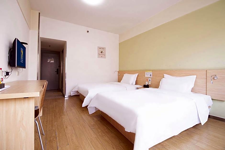 7 Days Inn Zhengzhou Renin Road Metro Station Daweicheng