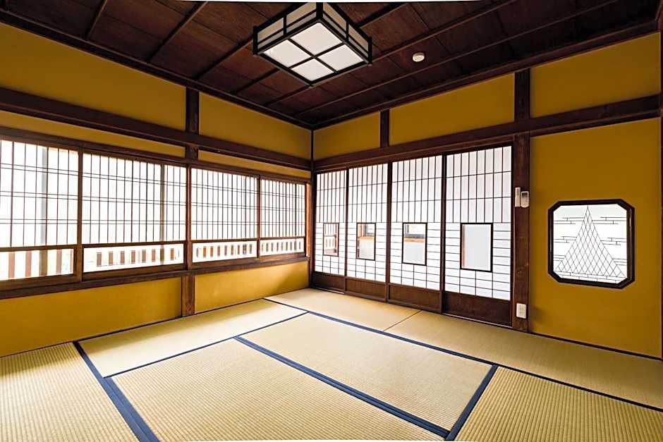 城下町家 茶庭 飛び石 BBQ 筍 金蔵Kinzo