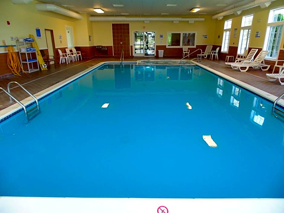 American Inn And Suites Houghton Lake