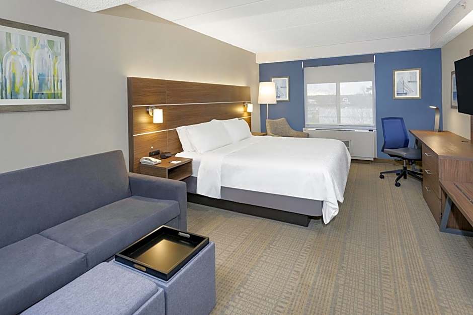 Holiday Inn Express Hotel & Suites East End By IHG