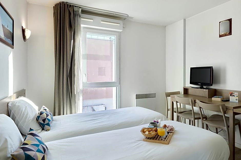 Comfort Aparthotel Versailles, St Cyr l'Ecole