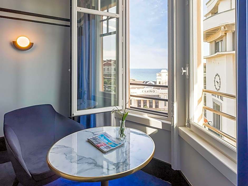 Hotel Plaza Biarritz Plage - Handwritten Collection