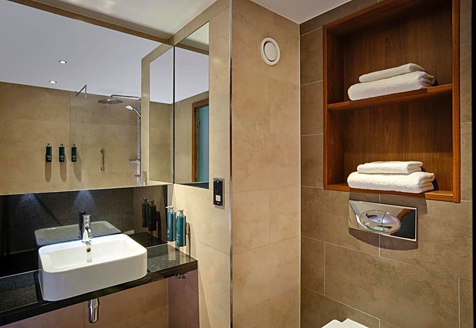 DoubleTree By Hilton Sheffield City