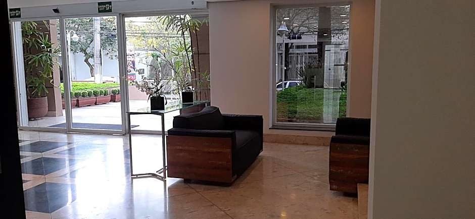 Flat moderno aconchegante mobiliado e com sacada Ibirapuera