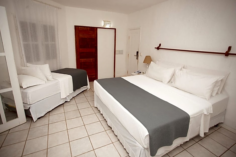 Saint Tropez Praia Hotel