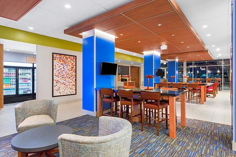 Holiday Inn Express and Suites Union Gap- Yakima Area By IHG