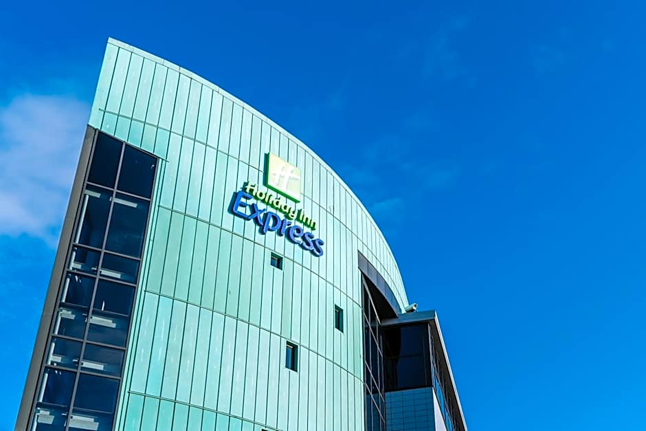 Holiday Inn Express Dundee By IHG