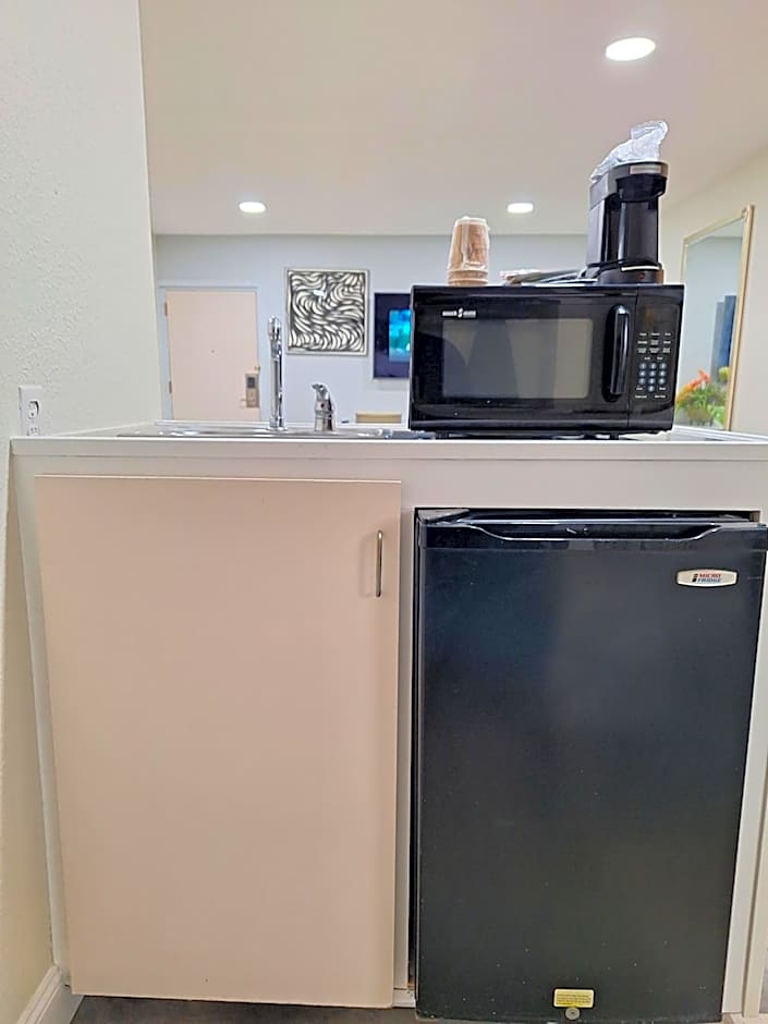 Travelodge by Wyndham Indianapolis Speedway