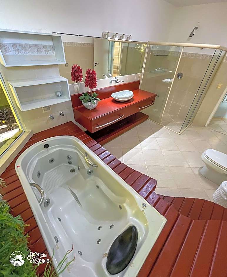 Casa c/piscina e vista p/ Ilha das Cabras em Piúva