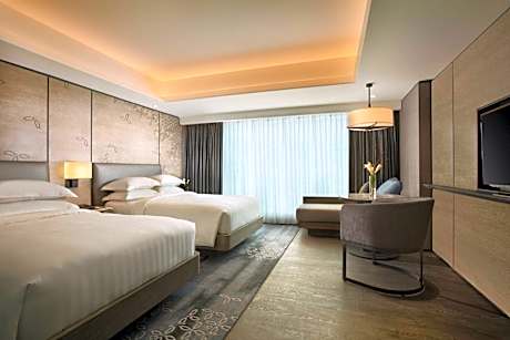 M Club lounge access, Guest room, 2 Double, City view