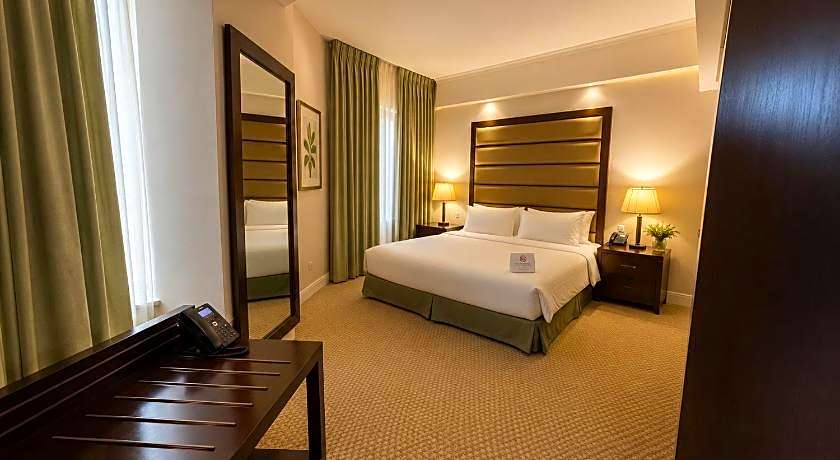 Oriental Crystal Hotel