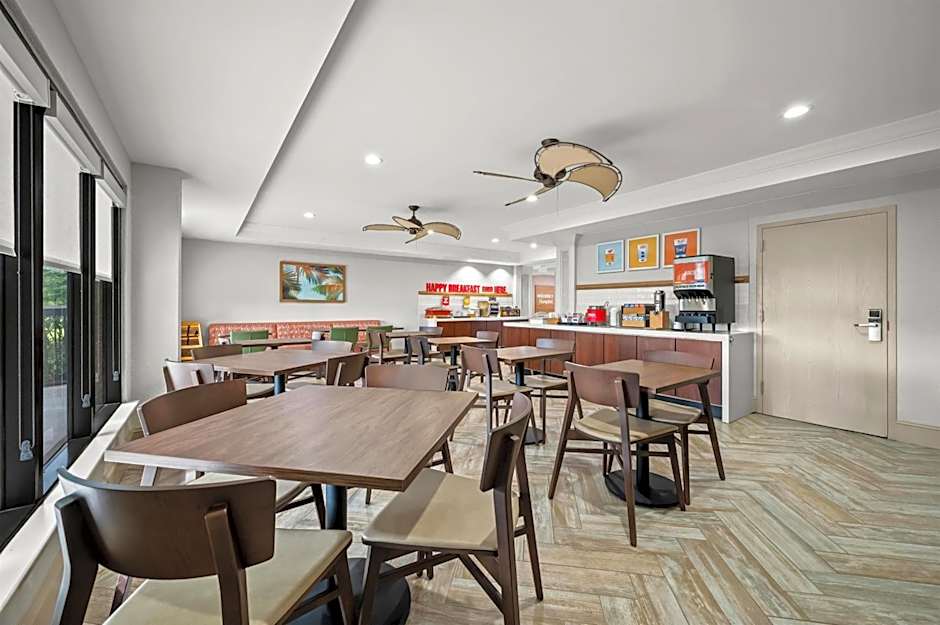 Hampton Inn Naples-I-75