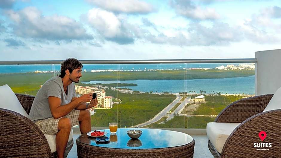 Suites Malecon Cancun