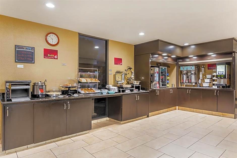 Best Western Plus Garden Court Inn