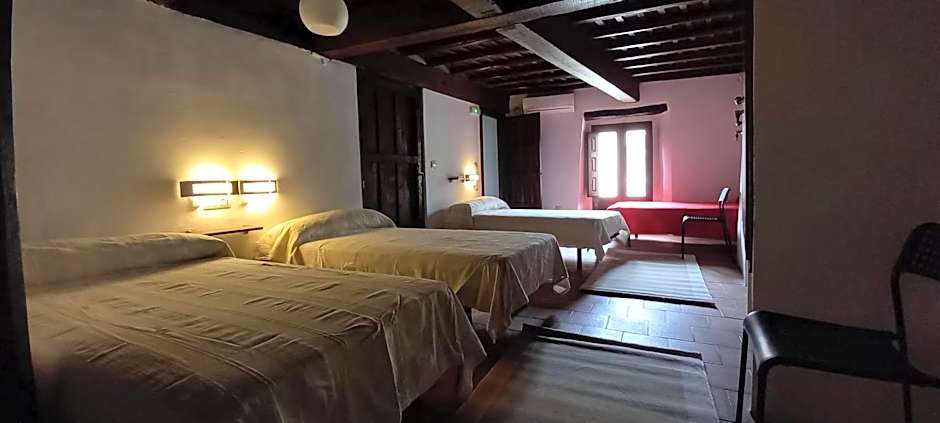 Albergue Turístico "San Blas" de Oliva de Plasencia