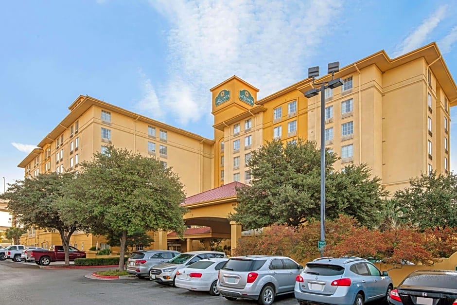 La Quinta by Wyndham San Antonio Airport