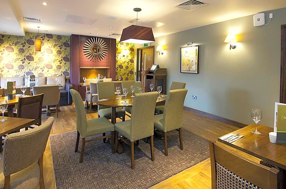 Premier Inn Solihull Town Centre